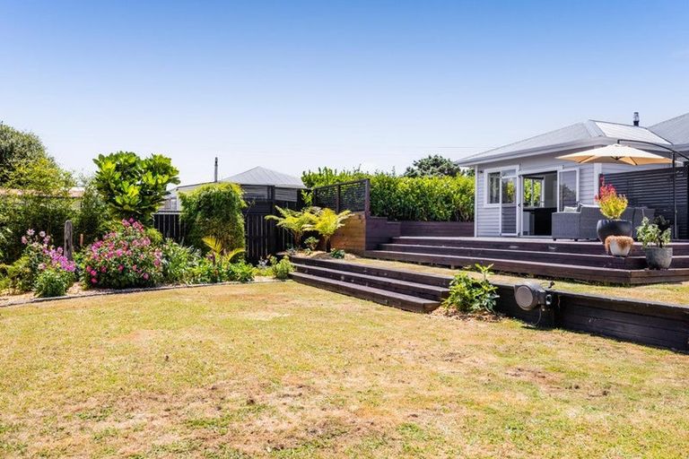 Photo of property in 110 Manawapou Road, Hawera, 4610