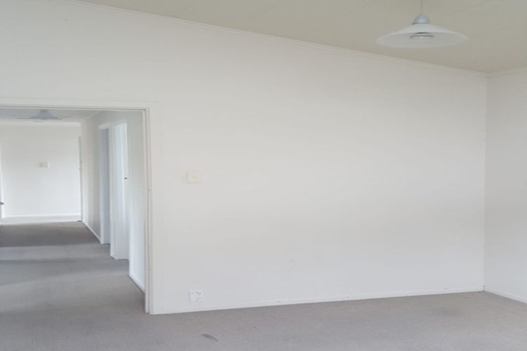 Photo of property in 3 Tyne Road, Forrest Hill, Auckland, 0620