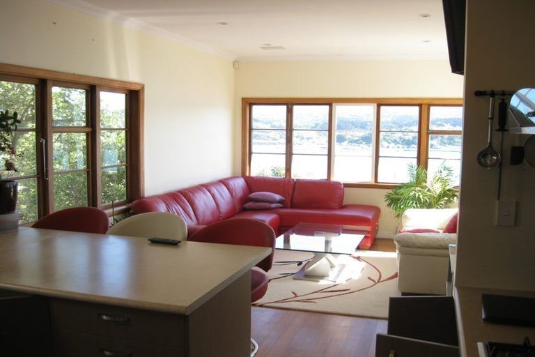 Photo of property in 93 Maupuia Road, Maupuia, Wellington, 6022