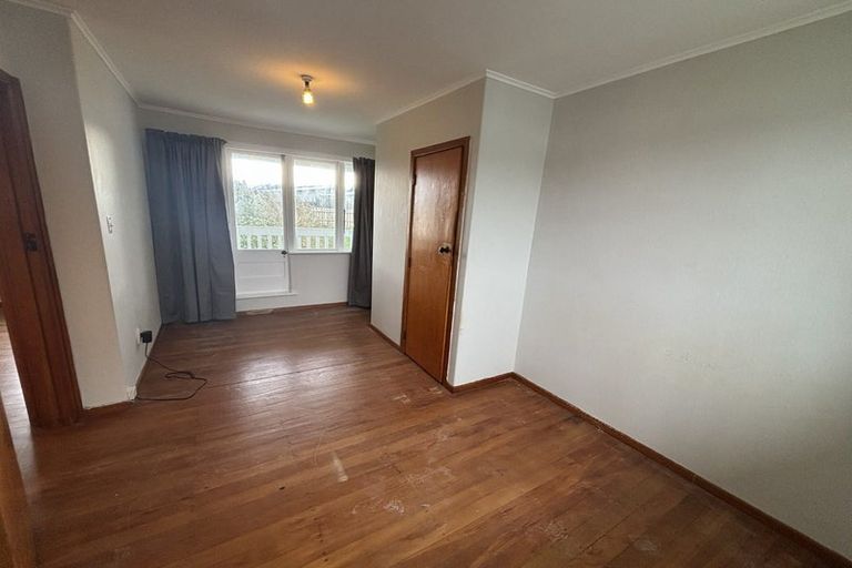 Photo of property in 15-17 Corinna Street, Waitangirua, Porirua, 5024