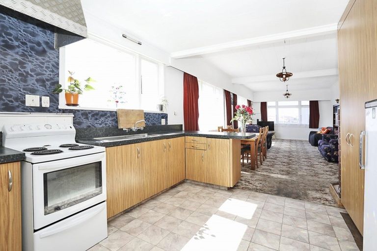 Photo of property in 43 Burrows Street, Bluff, 9814