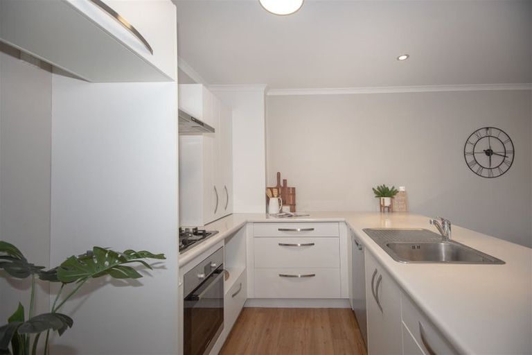 Photo of property in 9/27 Jones Crescent, Melville, Hamilton, 3206