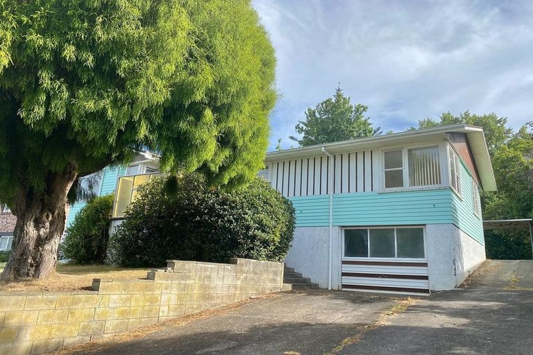 Photo of property in 14 Mcclintock Road, Massey, Auckland, 0614