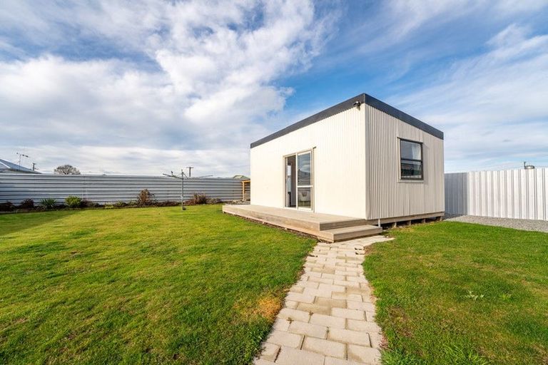 Photo of property in 16 Thomas Street, West End, Timaru, 7910