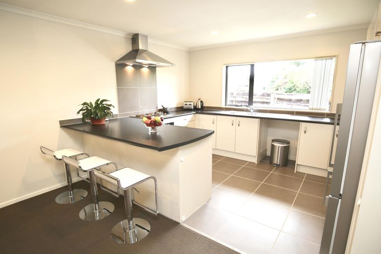 Photo of property in 4a Kohekohe Place, Pukete, Hamilton, 3200