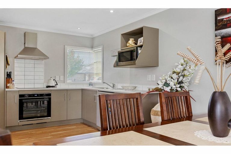 Photo of property in 36/64 Kawaha Point Road, Kawaha Point, Rotorua, 3010