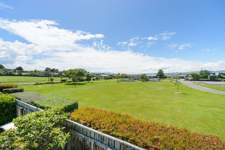 Photo of property in 9 Foxtail Fern, Kelvin Grove, Palmerston North, 4414