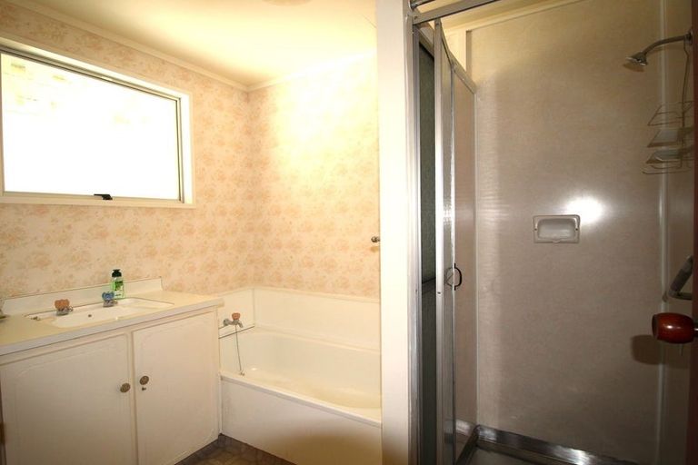 Photo of property in 18 Kingslea Street, Holmes Hill, Oamaru, 9401