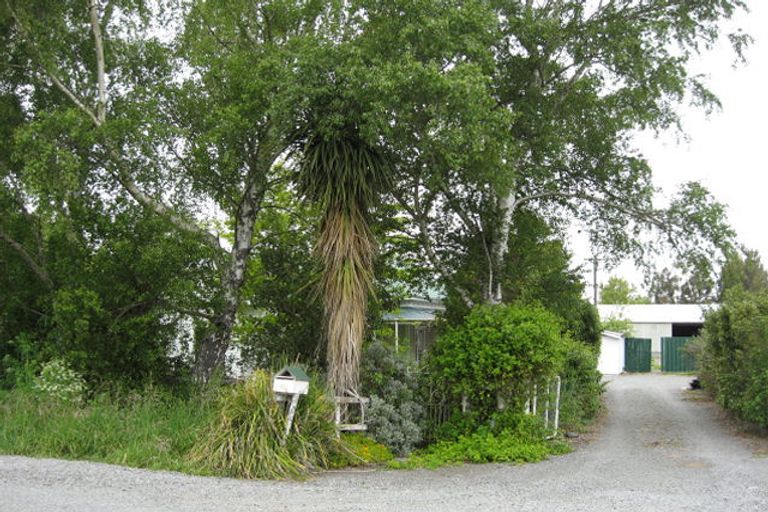 Photo of property in 105 Northbrook Road, Rangiora, 7400