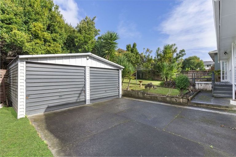 Photo of property in 109 Weldene Avenue, Glenfield, Auckland, 0629