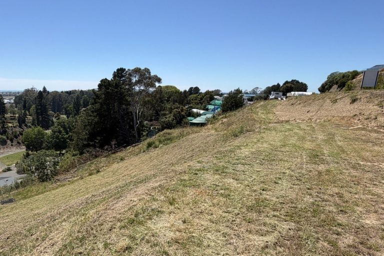 Photo of property in 86 Oak Road, Poraiti, Napier, 4112