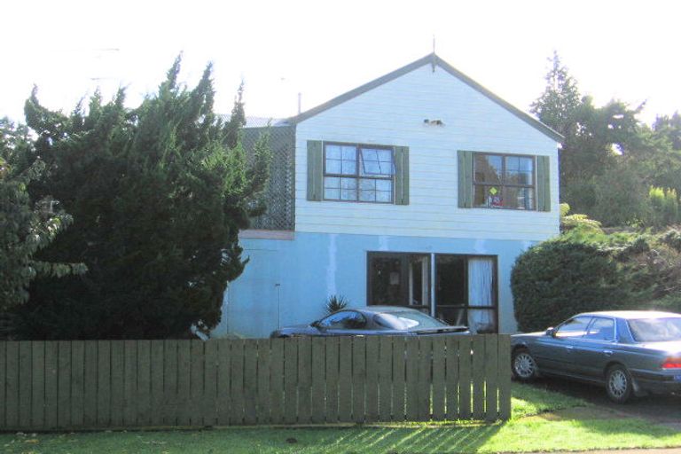 Photo of property in 30 Aronia Way, Goodwood Heights, Auckland, 2105