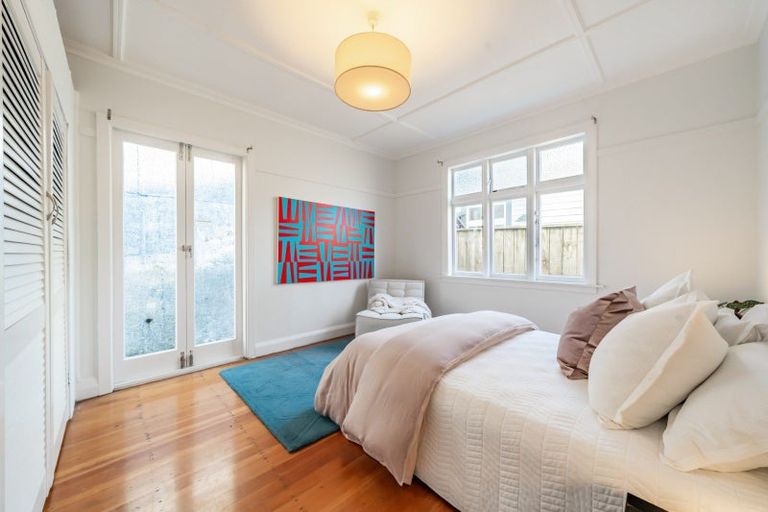 Photo of property in 4 Norna Crescent, Kelburn, Wellington, 6012