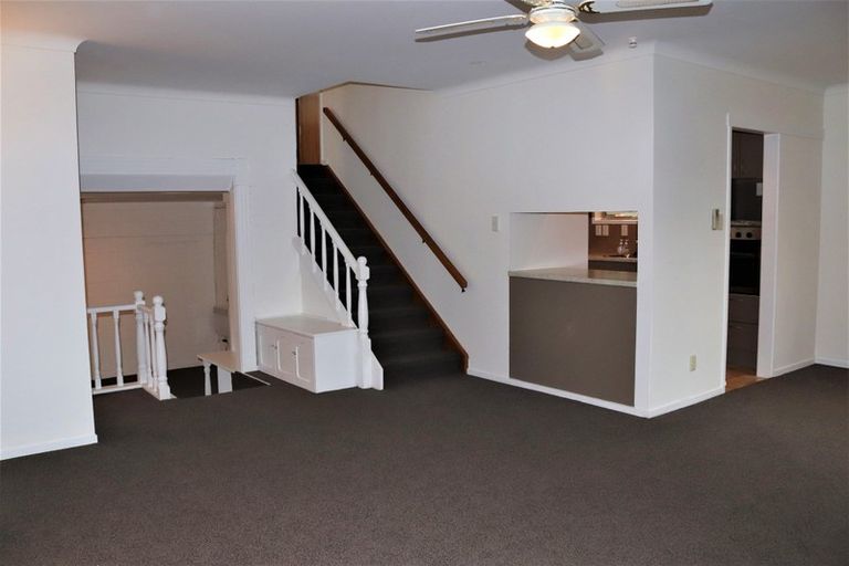 Photo of property in 1/326 Great South Road, Opaheke, Papakura, 2113