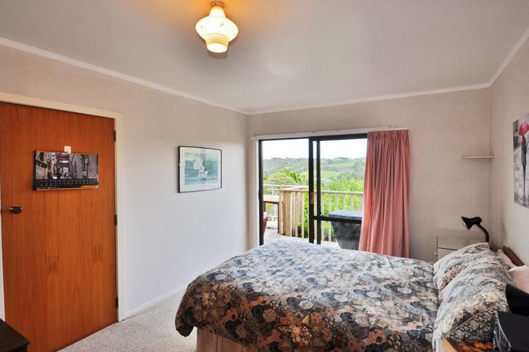 Photo of property in 11 Hillside Crescent, Leigh, 0985