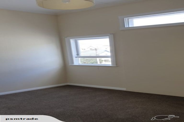 Photo of property in 77 Constable Street, Newtown, Wellington, 6021