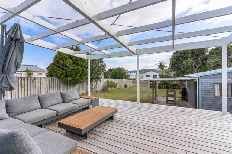 Photo of property in 124 Hampton Road, Whangamata, 3620
