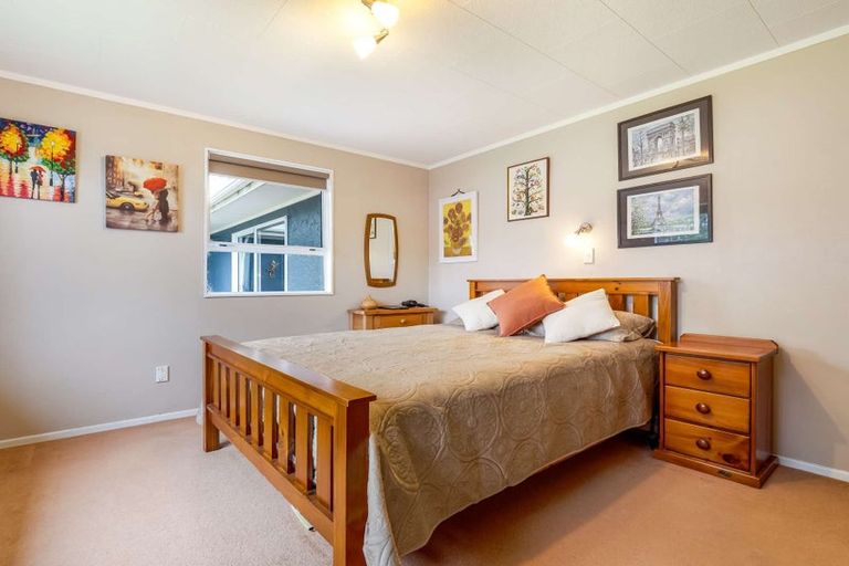 Photo of property in 318 Inland Road, Helensville, 0875