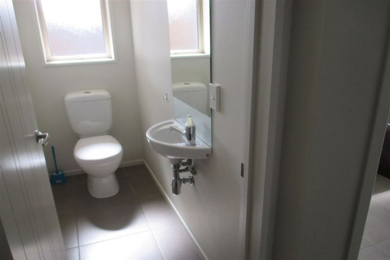 Photo of property in 52 Tahuna Street, Pegasus, 7612