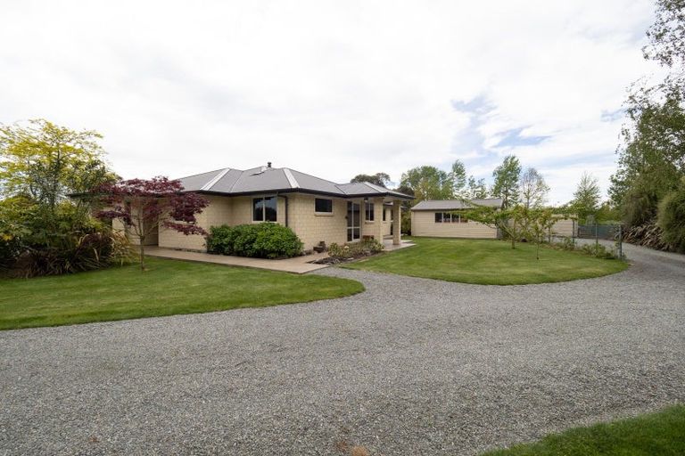 Photo of property in 128 Johnstone Street, Tinwald, Ashburton, 7774