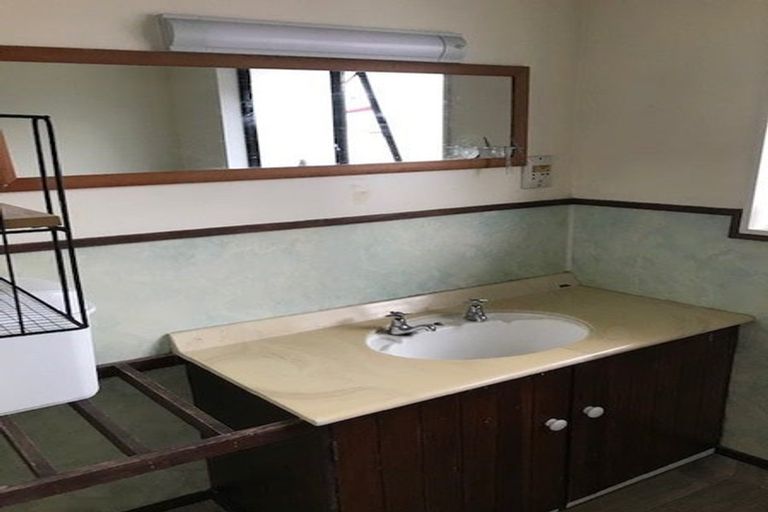 Photo of property in 23 Elmwood Crescent, Pukete, Hamilton, 3200