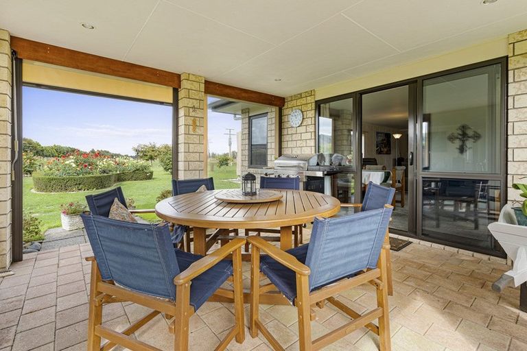 Photo of property in 36 Madison Street, Cambridge, 3434