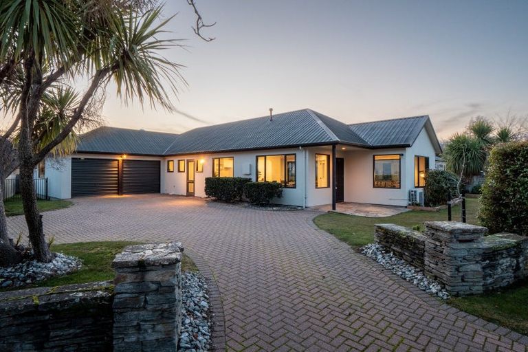 Photo of property in 2 Magnolia Place, Frankton, Queenstown, 9300