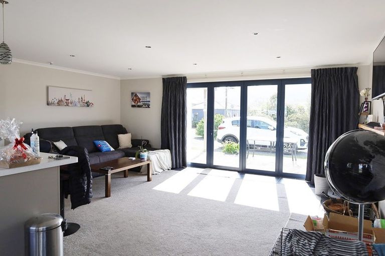 Photo of property in 43 Beaumaris Street, Outram, 9019