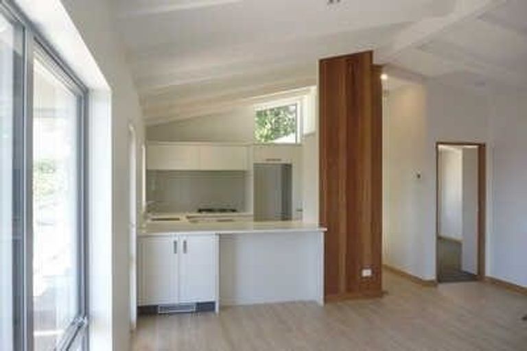 Photo of property in 29a Cannon Hill Crescent, Mount Pleasant, Christchurch, 8081