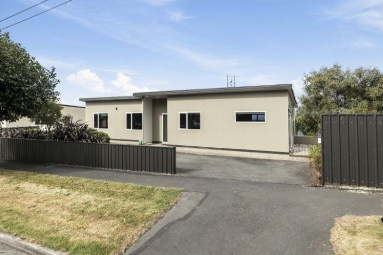 Photo of property in 64 Mckerrow Street, Shiel Hill, Dunedin, 9013