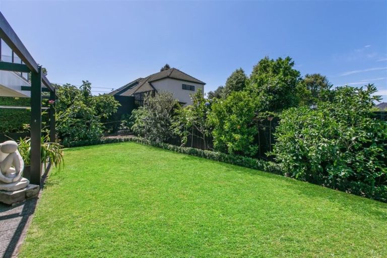 Photo of property in 101a Te Kawa Road, Greenlane, Auckland, 1061