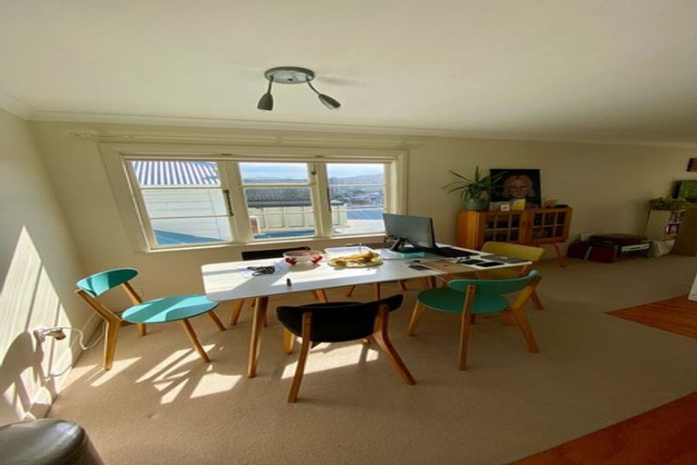 Photo of property in 45 Queen Street, Mount Victoria, Wellington, 6011