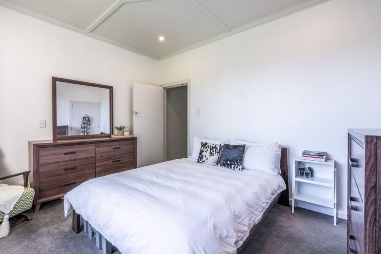 Photo of property in 20 Queen Street, Winton, 9720