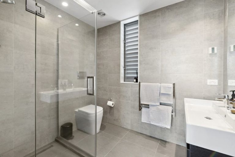 Photo of property in 29a Penzance Road, Mairangi Bay, Auckland, 0630