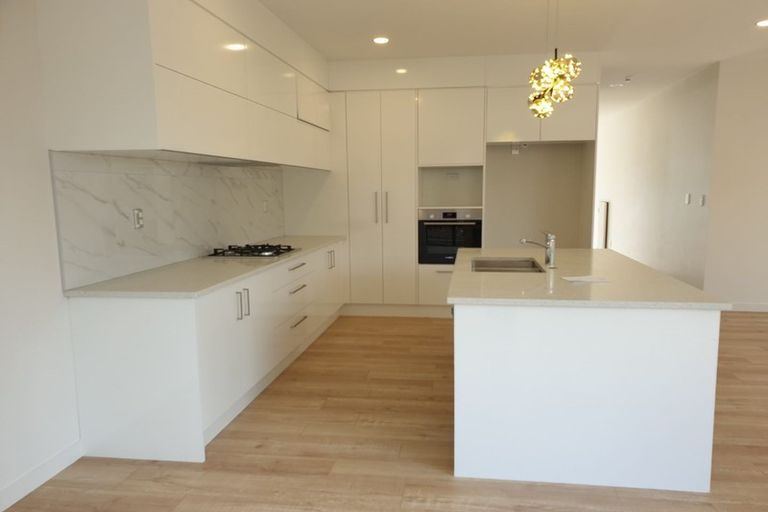 Photo of property in 5 Kea Road, Silverdale, 0932