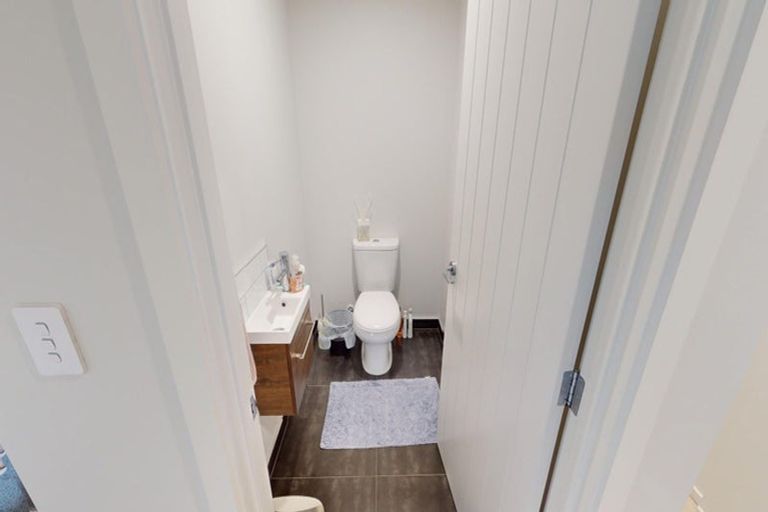 Photo of property in 2b Saint Leonard Street, Saint Johns Hill, Whanganui, 4501