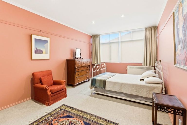 Photo of property in 300h Princes Street, Dunedin Central, Dunedin, 9016