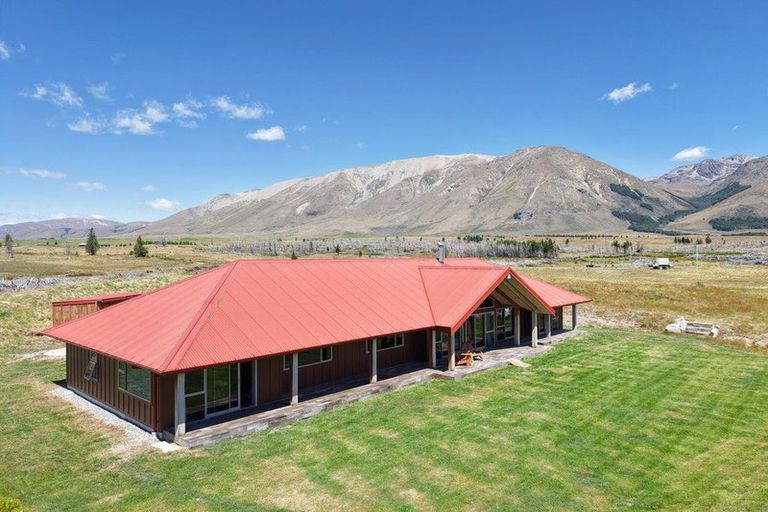 Photo of property in 2/1789 Lake Ohau Road, Lake Ohau, Twizel, 9412