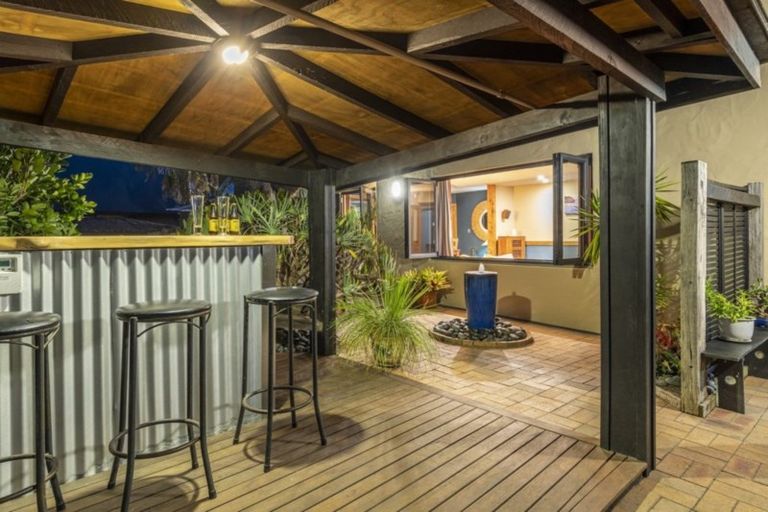 Photo of property in 2 La Cumbre Close, Bethlehem, Tauranga, 3110