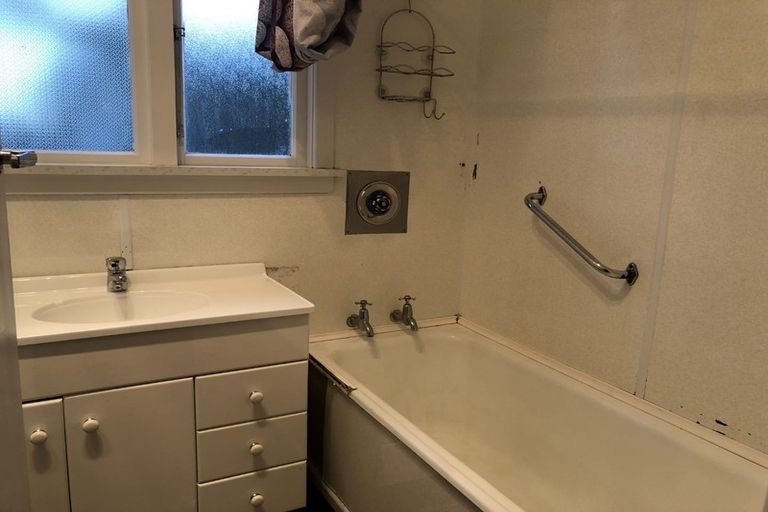 Photo of property in 100 Martin Street, Strathern, Invercargill, 9812