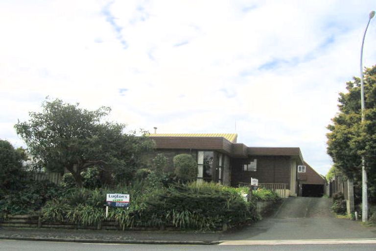 Photo of property in 16 Mitcham Avenue, Forest Lake, Hamilton, 3200