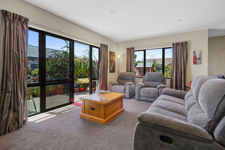 Photo of property in 56 Oakwood Drive, Rangiora, 7400