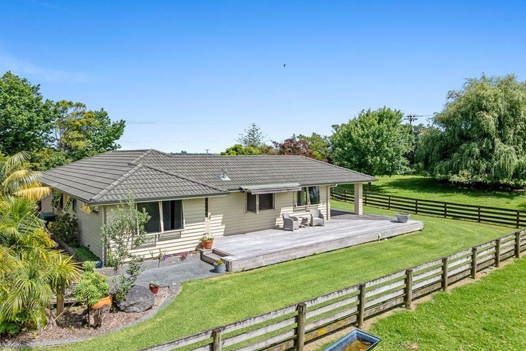 Photo of property in 1137 Port Albert Road, Port Albert, Wellsford, 0973