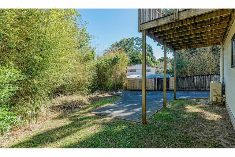 Photo of property in 1/96 Edmonton Road, Henderson, Auckland, 0612