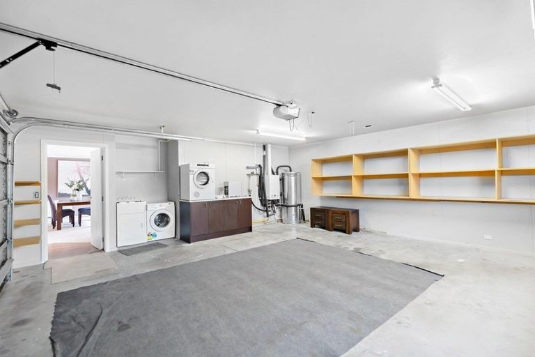 Photo of property in 28 Quill Street, Lake Hayes, Queenstown, 9304