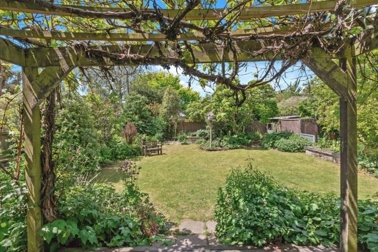 Photo of property in 44 Ilam Road, Upper Riccarton, Christchurch, 8041