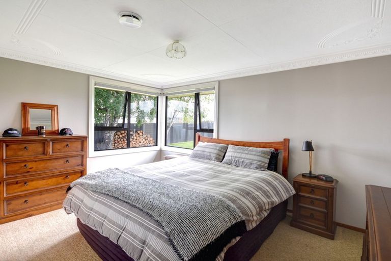 Photo of property in 28 Shakespeare Street, Milton, 9220