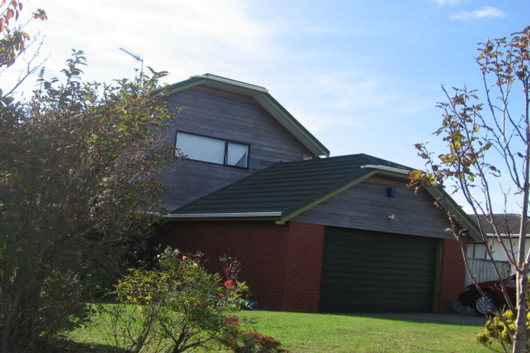 Photo of property in 4 Sailmaker Close, Whitby, Porirua, 5024