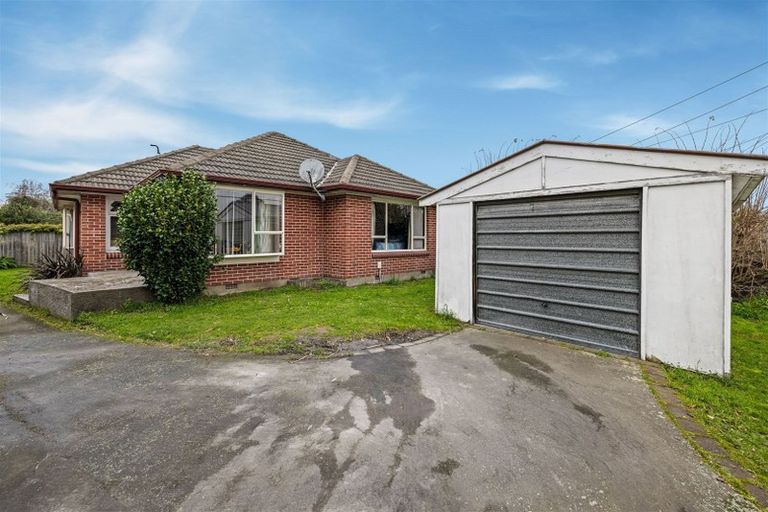 Photo of property in 1/124 Harris Crescent, Papanui, Christchurch, 8053
