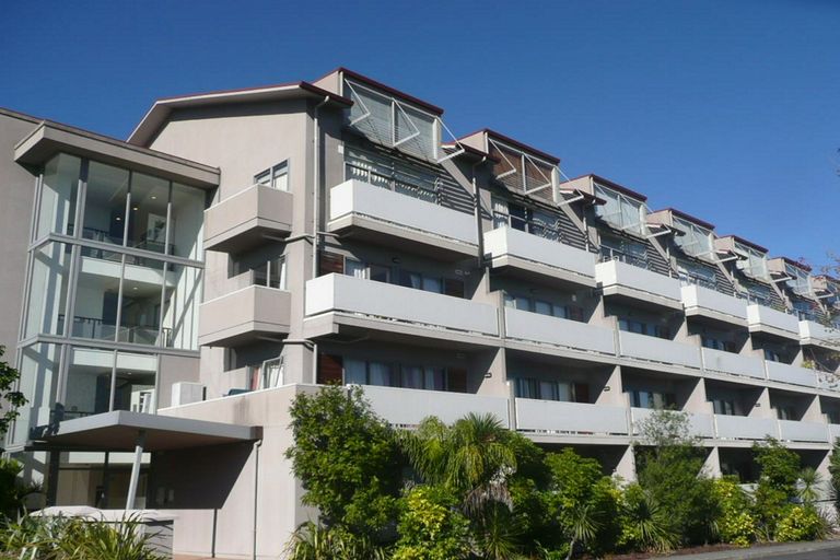 Photo of property in 8d/30 Westward Ho, Glen Eden, Auckland, 0602